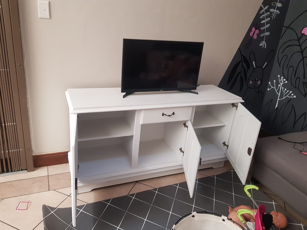 TV Stand
